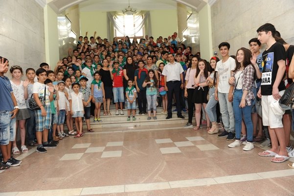 Nəsimi rayon məktəblilərinin muzeylərə ekskursiyası davam edir