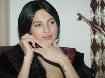 “Türkcə danışdığıma görə oğluma qarğış edirlər...”