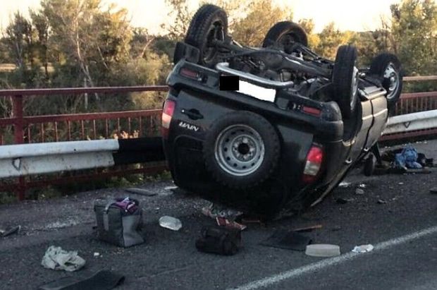 Daşkəsəndə avtomobil körpüdən aşdı: Vəzifəli şəxslər ölüb