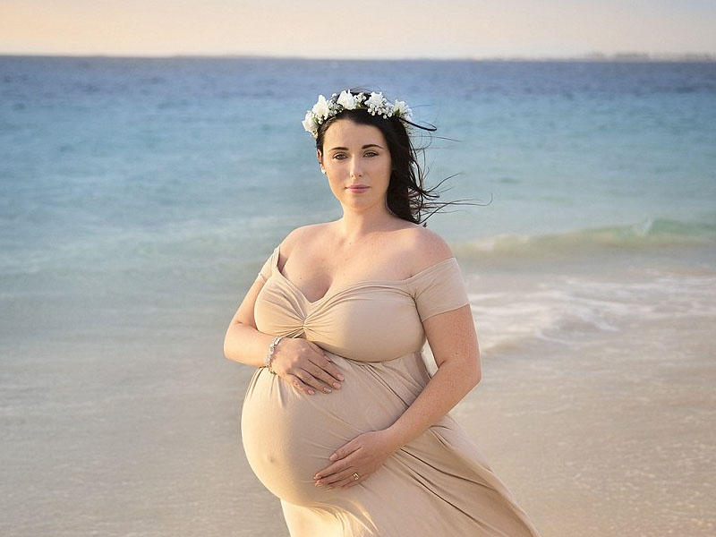 5 övlad gözləyən ana