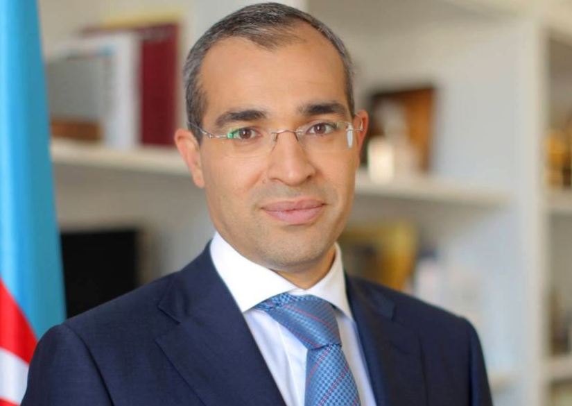 Təhsil naziri Mikayıl Cabbarovun adı da 