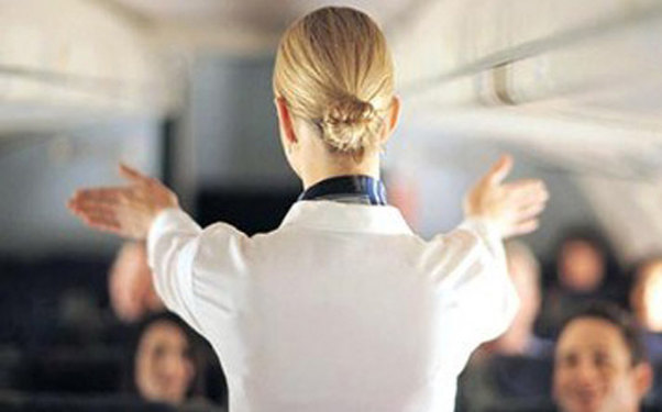 Stüardessalara qarşı nalayiq hərəkətlər etdi