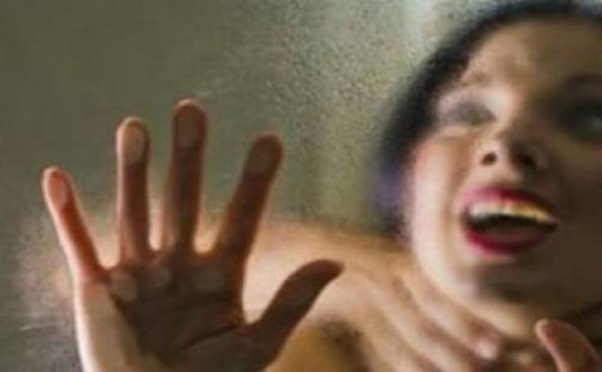 Salyanda DƏHŞƏT: 33 yaşlı qadını atası boğaraq öldürüb