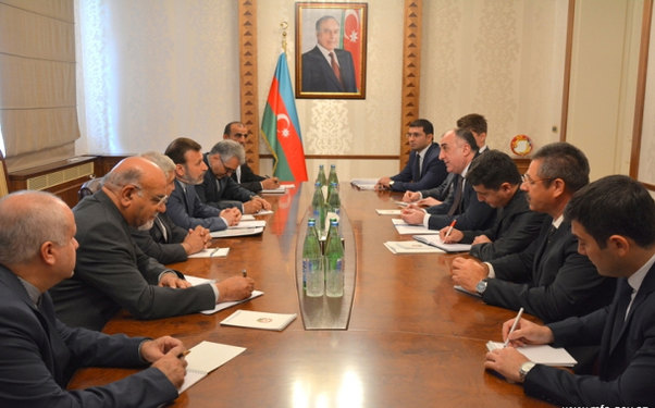 Elmar Məmmədyarov İran nümayəndə heyətini qəbul etdi