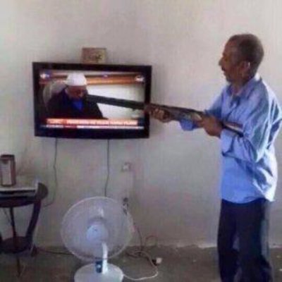 Fətullahı televizorda görüb atəş açdı