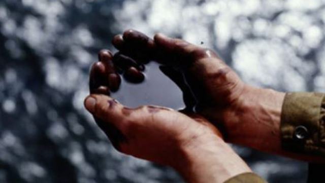 Neft bir az da ucuzlaşdı