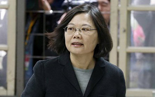 Ölkə tarixində ilk dəfə qadın prezident