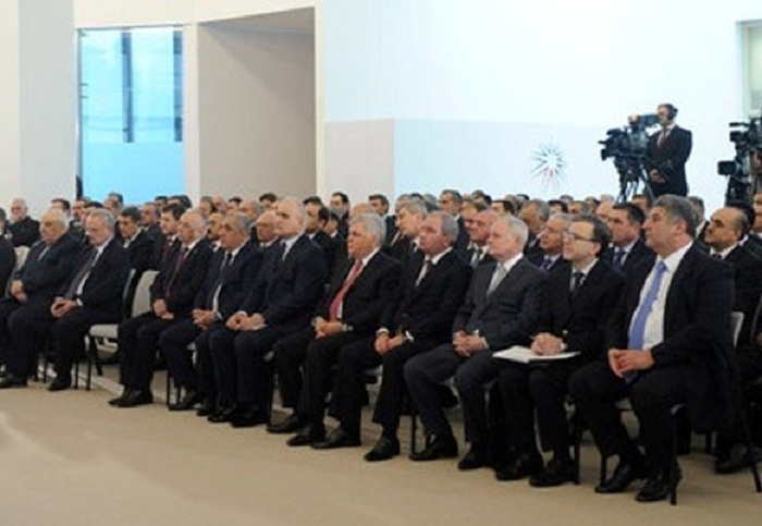 Azərbaycanın ən gənc və ən yaşlı naziri