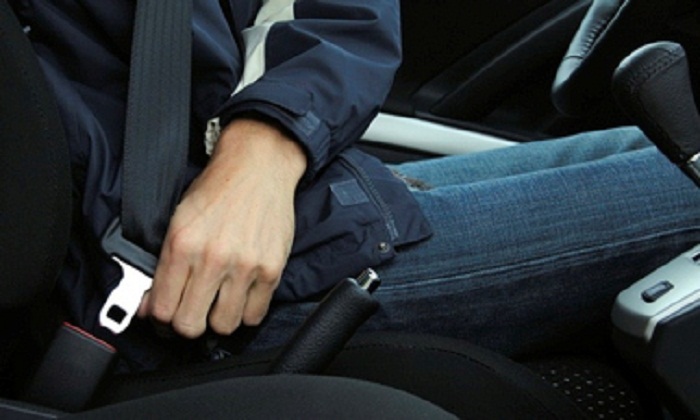 Təhlükəsizlik kəməri bağlamayanların diqqətinə