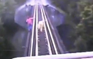 Qadın qaça bilmədi