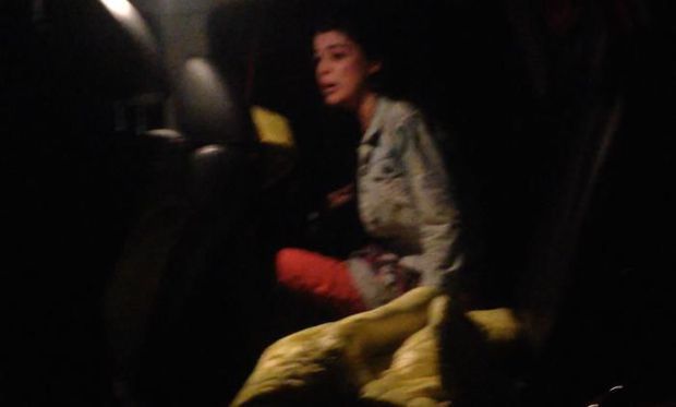 Bakıda hamilə qadını huşunu itirənədək döydülər