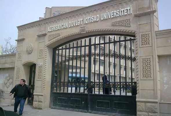 İqtisad Universitetində yaşlı dosentlər işdən