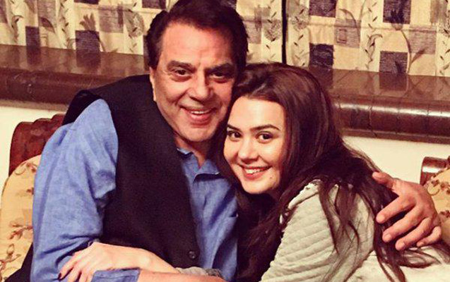 Oksana Bollivud ulduzunun evində - Video