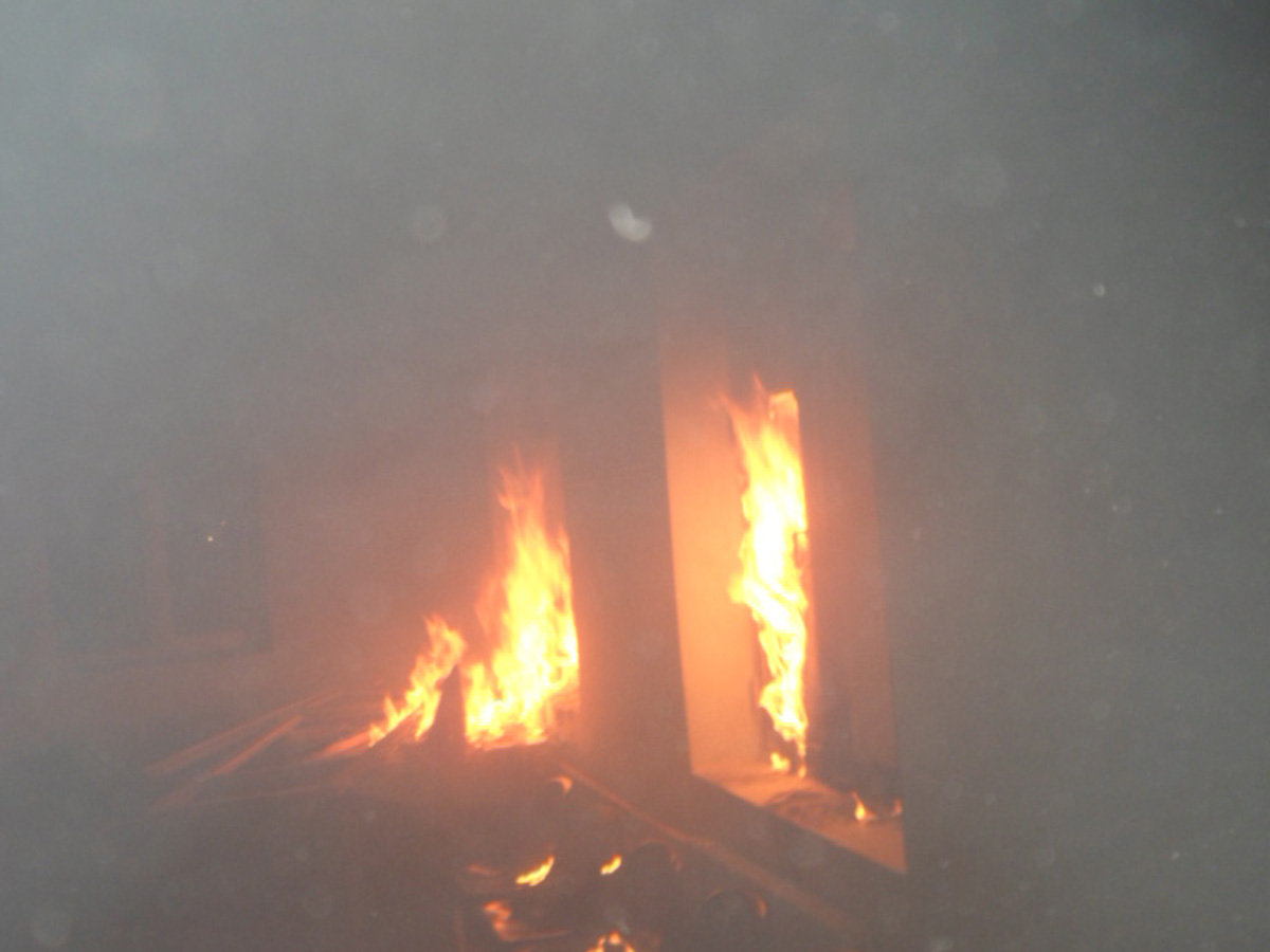 Ər və arvad evdə yanaraq öldü