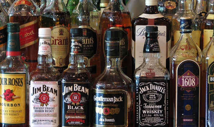 Spirtli içkilərin kartla satışı effektlidirmi?