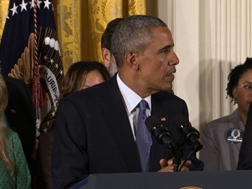 Obama tarixi qərarı açıqlayarkən ağladı