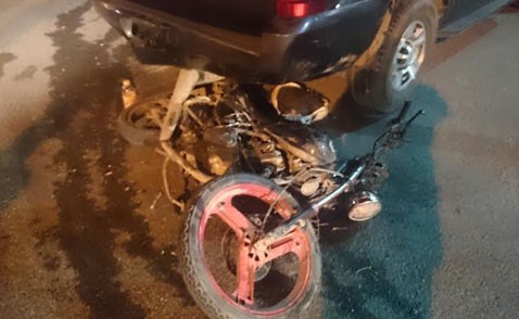 Minik avtomobili ilə motosiklet toqquşdu