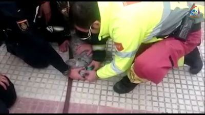 Ürəyi dayanan itə süni nəfəs verdilər