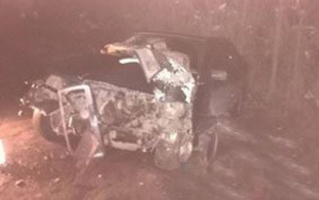 Sərxoş sürücü maşını ağaca çırpdı