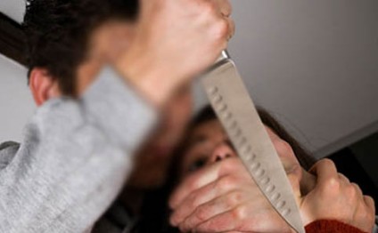 Yeni il axşamı arvadına 9 bıçaq zərbəsi