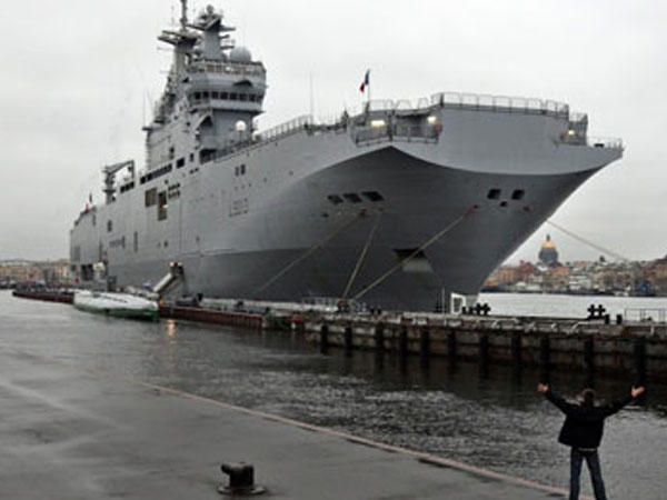 ABŞ aviadaşıyıcısına hücum etdilər