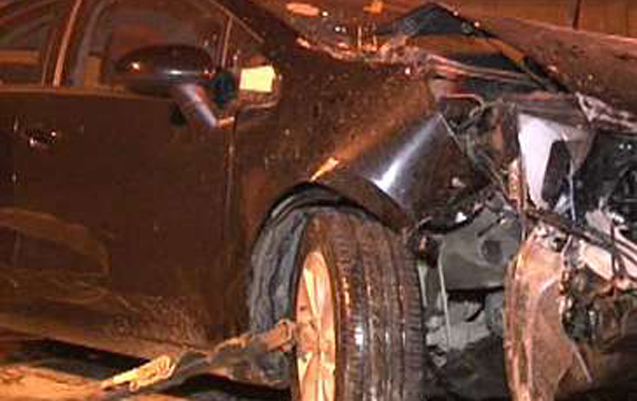 Bakıda səfirin xidməti maşını qəzaya düşdü