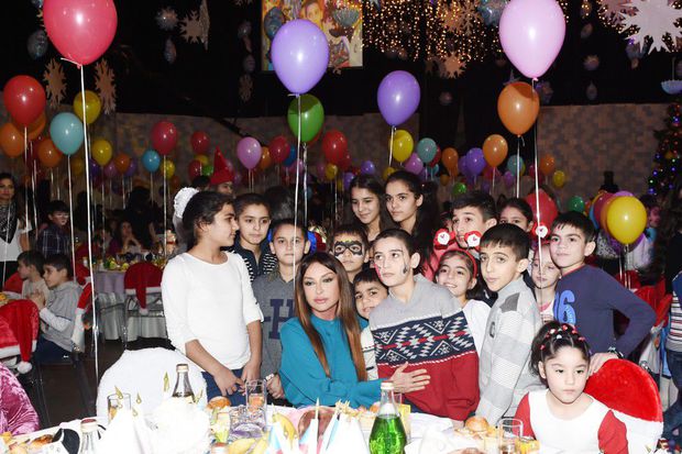 Mehriban Əliyeva: 2016-cı il ölkəmiz üçün yeni uğurlar gətirəcək