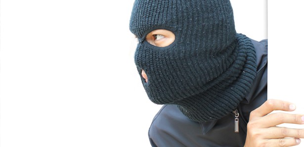 Bakıda qadına qarşı soyğunçuluq