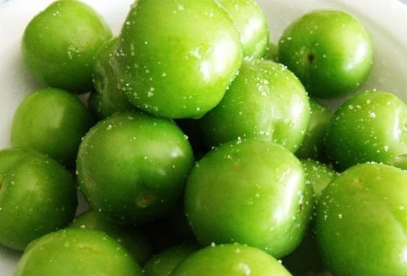 Azərbaycanda şok qiymətə alça