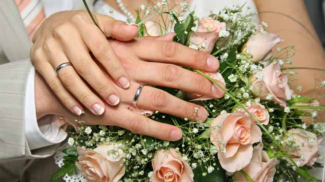 Oğul anası ilə evləndi