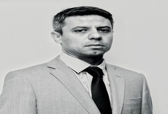 Beynəlxalq Bankın departament direktoru işdən çıxdı