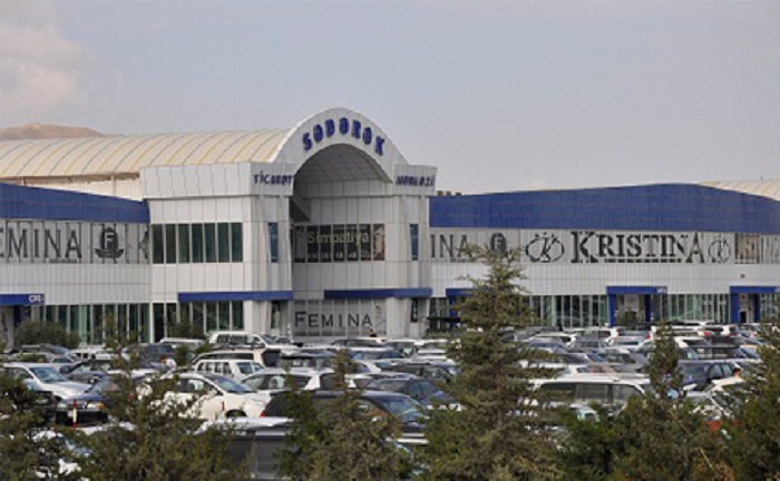 Qafqazın ən böyük bazarı çökür