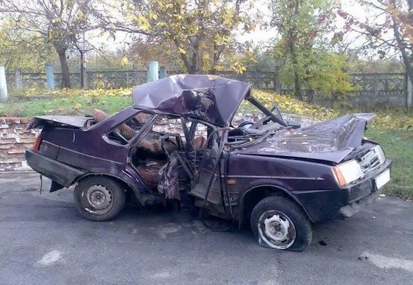 Gədəbəydə iki avtomobil toqquşub: