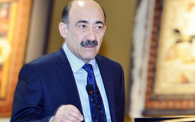 Nazir qalmaqallı direktoru işdən çıxardı