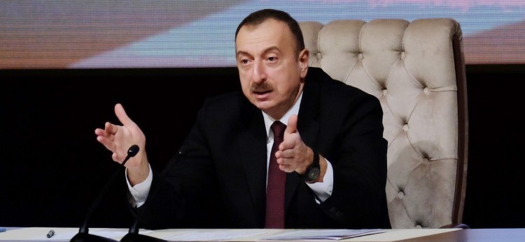 İlham Əliyevdən gömrük və vergi sistemi ilə bağlı