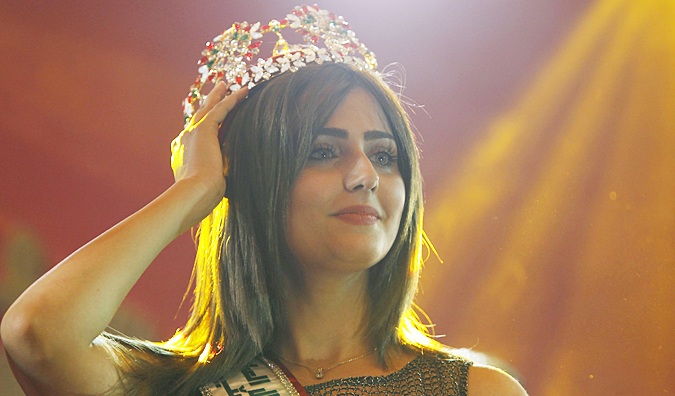 `Ya bizimlə yatacaqsan, ya torpaqda`