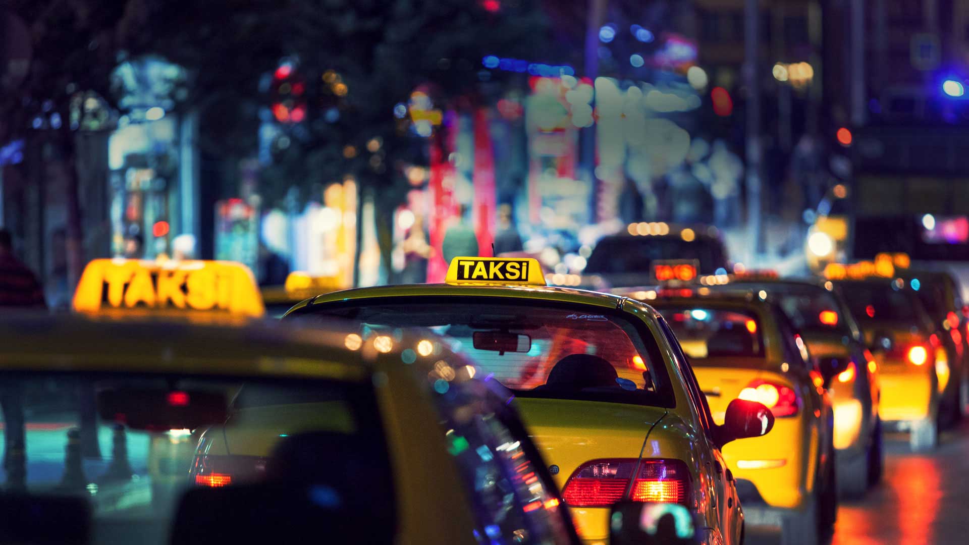 Taksilər üçün lisenziya ləğv olundu