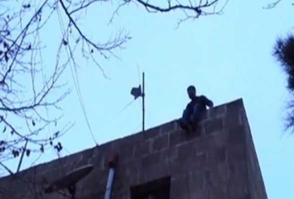 Qobustanda intihara cəhd