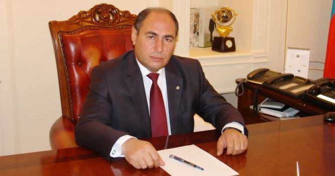 Bərdə icra başçısı bunu da etdi