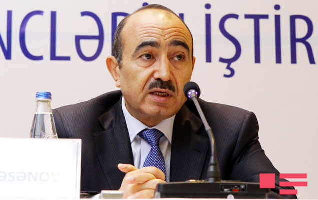 Prezident köməkçisindən manat