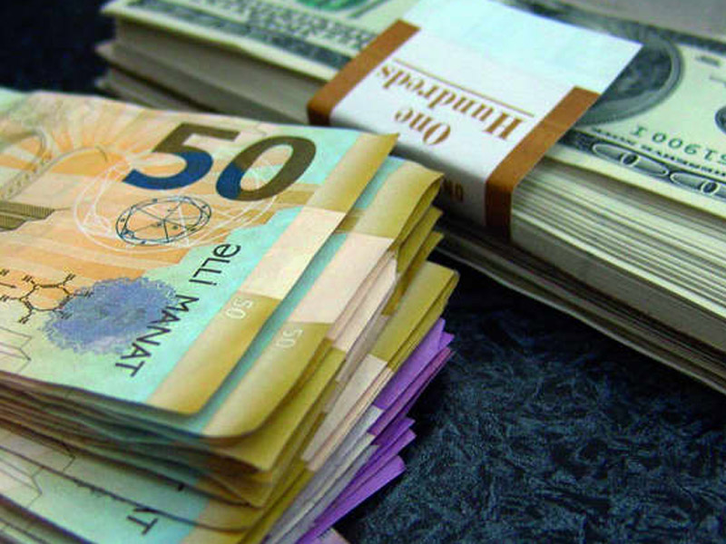 Dollarla kredit alanların nəzərinə