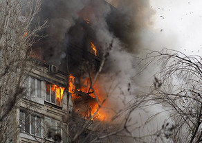 Rusiyada partlayış baş verən binanın dağıntısı altında 5 nəfər qalıb