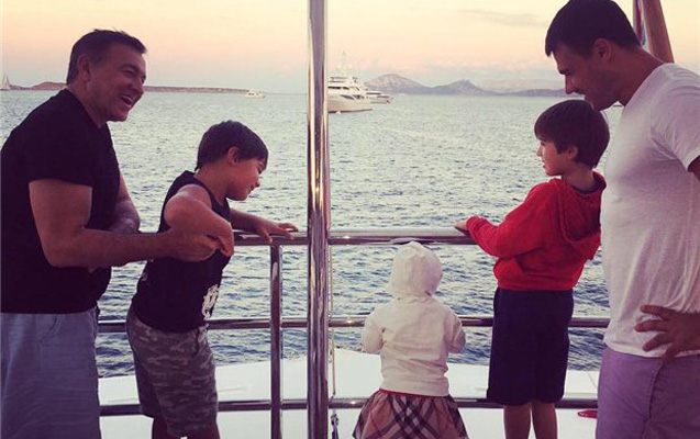 “Əminə istəsə, ona soyadımı verərəm...”