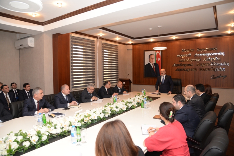 «Vətəndaşların müraciətlərinə maksimum diqqət göstərilməsi Nəsimi Rayon İcra Hakimiyyətində ümdə vəzifədir»