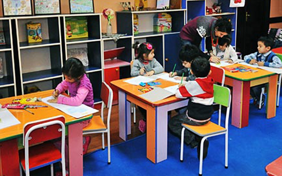 Azərbaycanda məktəbdənkənar müəssisələrlə bağlı yeni qaydalar hazırlanacaq