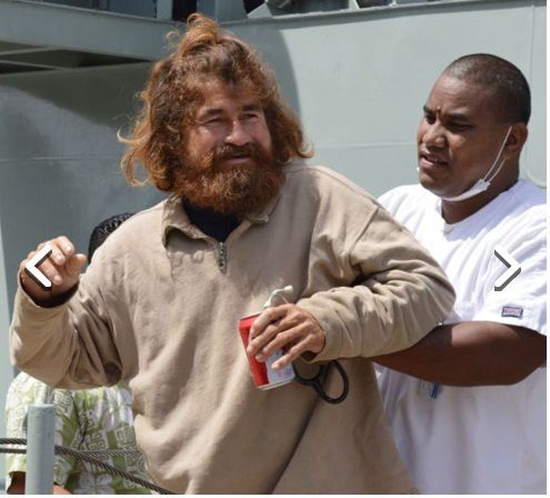 15 ay dənizdə qalan kişi öz dostunu yeyib