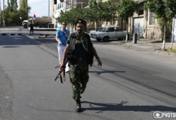 İrəvanda atışma gedir