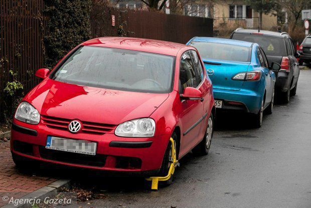 Polşa prezidentini qanunsuz parkinqə görə cərimələdilər