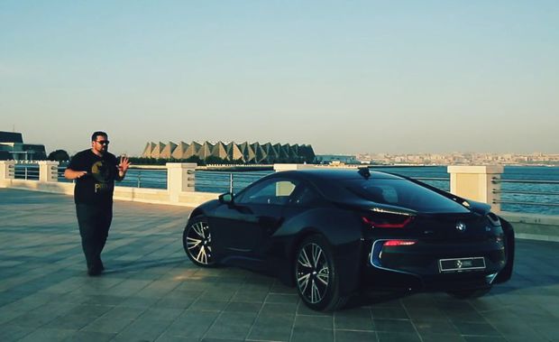 Məhşur bloger Bakı ilə maşını belə müqaisə etdi