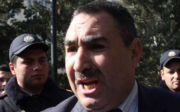 BDU-nun qalmaqallı mühafizə rəisi işdən çıxarıldı